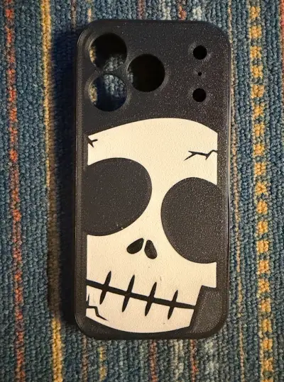 Iphone 17 Pro - Grip-Lock Reaper Case