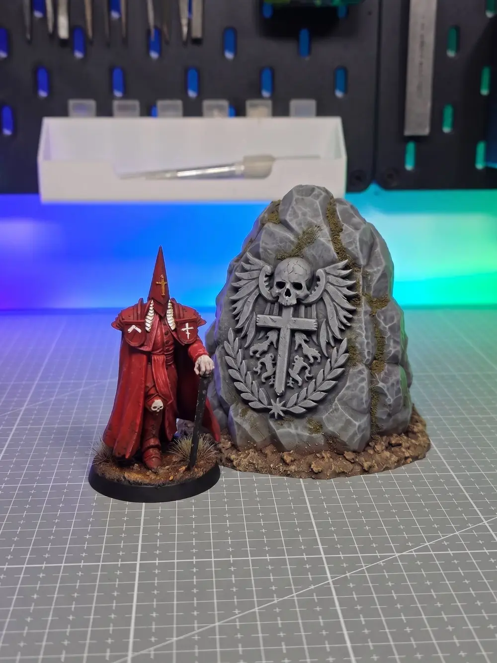 Red Brigad Stone Sculpture - Grimdark Wargame Terrain