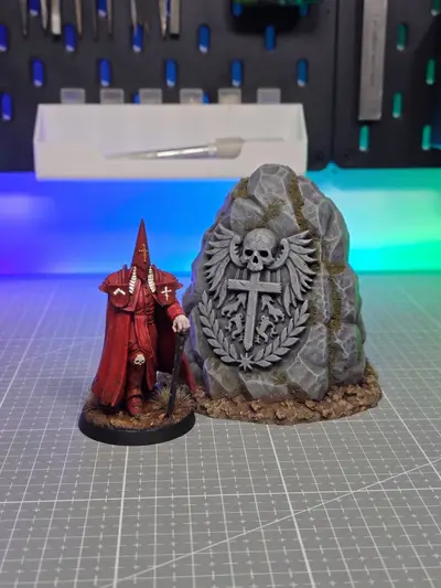 Red Brigad Stone Sculpture - Grimdark Wargame Terrain