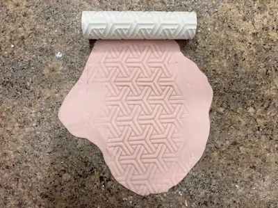 Interlock Pattern Roller