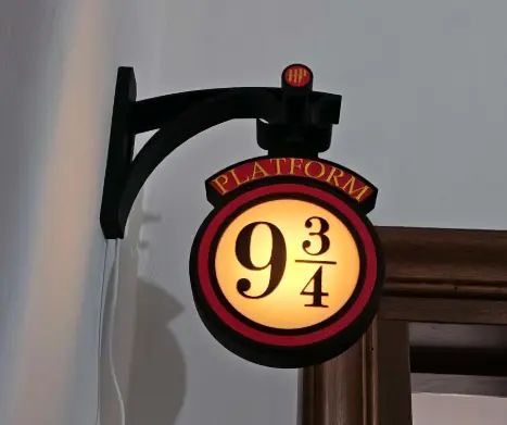Harry Potter Platform 9 & ¾ Night Lamp