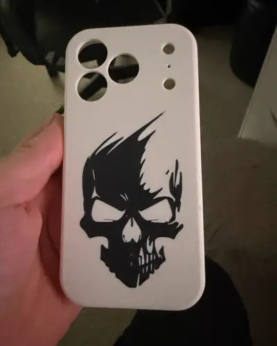 iPhone 17 Pro Case – Aggressive Skull Silhouette Edition