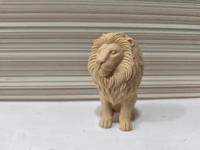 León