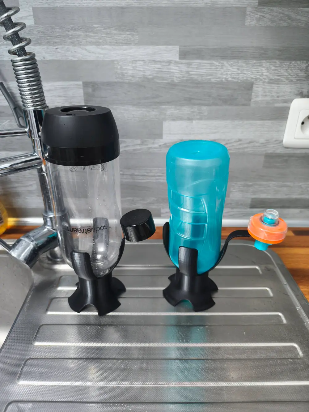 Egouttoir universel pour bouteille et gourde