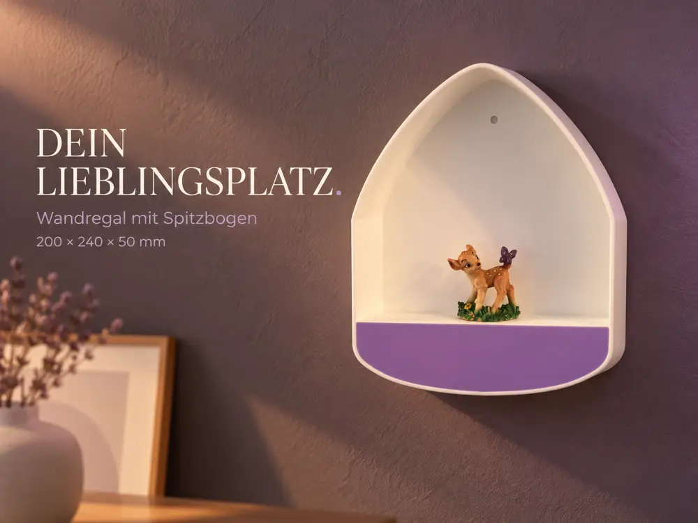 Wandregal mit Spitzbogen und farbigem Akzent